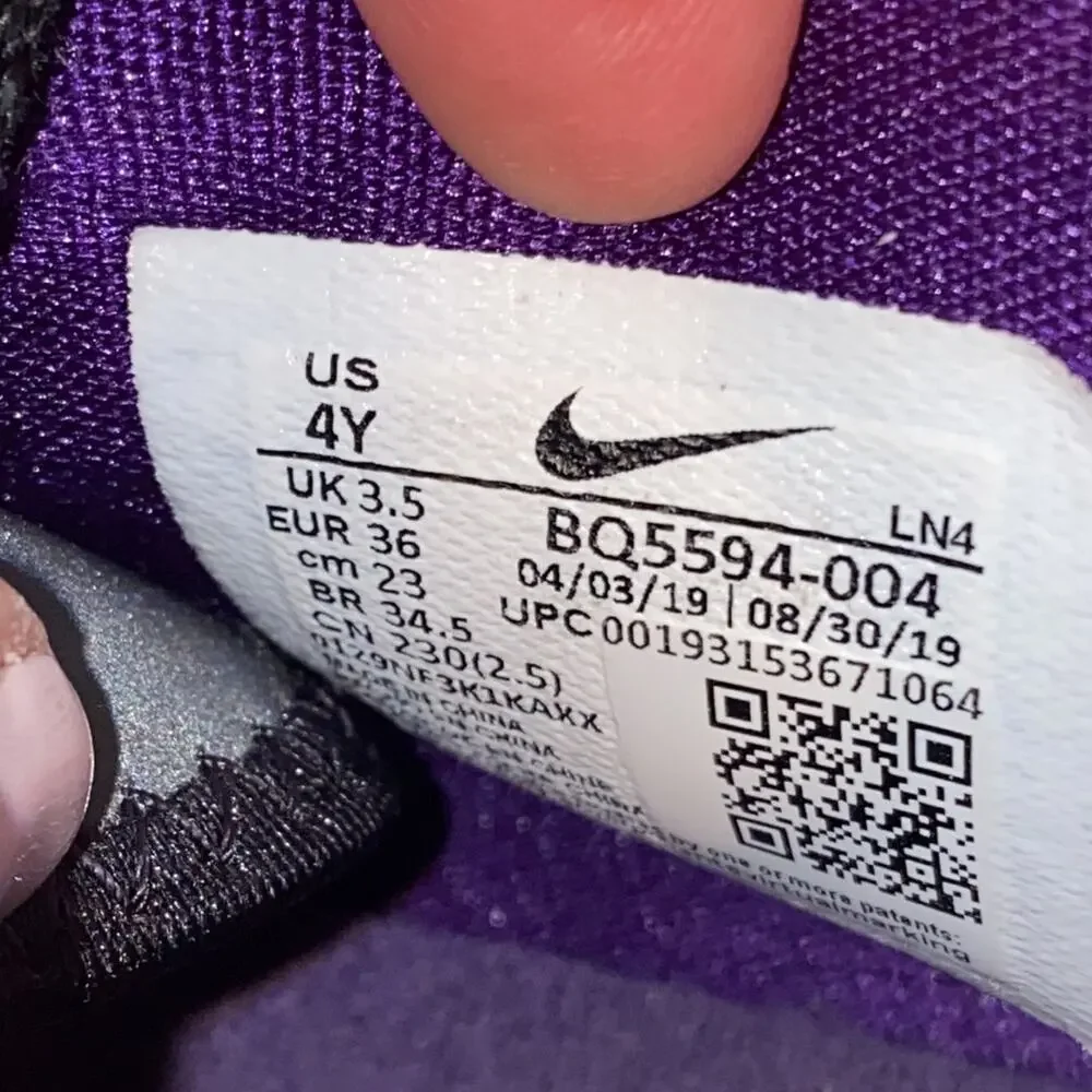 Nike Kids Lebron 17 Lakers Sneakers 4 BQ5594-004